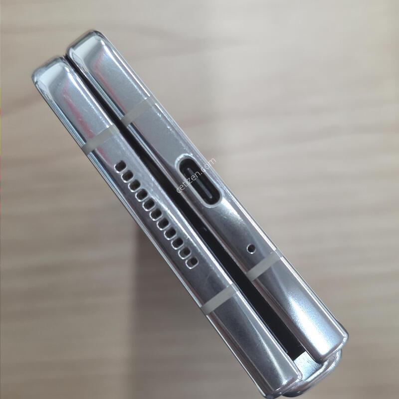 ������Z����4 256GB