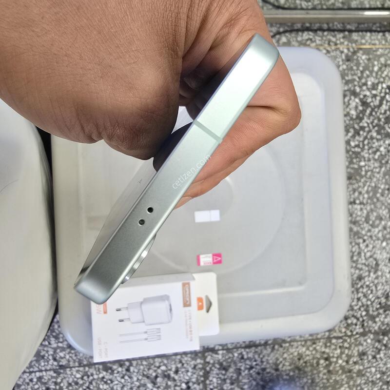 SK S25 512G ��Ʈ���� �������� A�� ����� �˴ϴ�