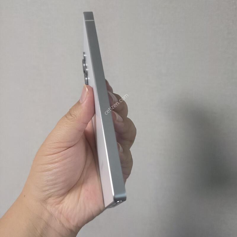������ S25��Ʈ�� ƼŸ�� ȭ��Ʈ 256�Ⱑ SS�� �Ⱦƿ�~