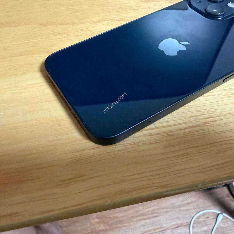 ������13 �̵峪��Ʈ 256GB, ���͸� 79%