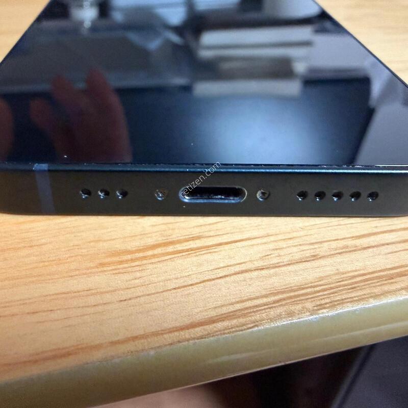 ������13 �̵峪��Ʈ 256GB, ���͸� 79%