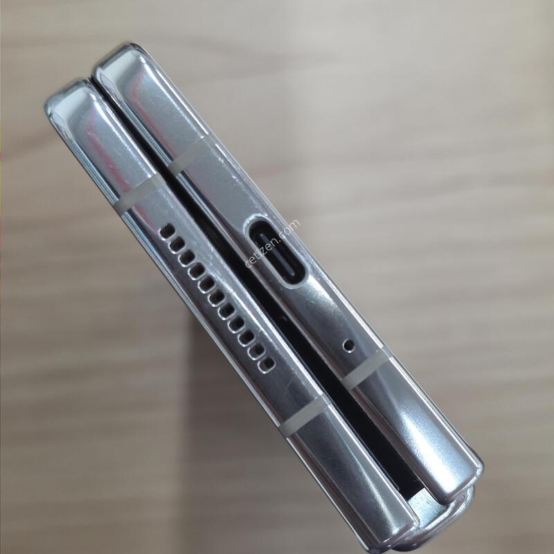 ������Z����4 256GB