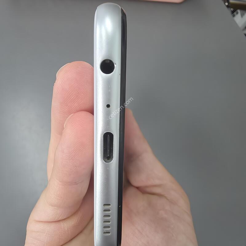 (828)����������2 128 �Ǹ��մϴ�