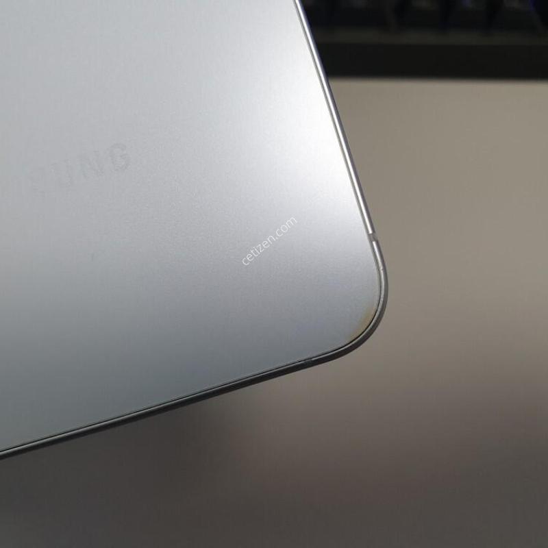 ������ S25 �÷��� / 256GB / ���̽� ����