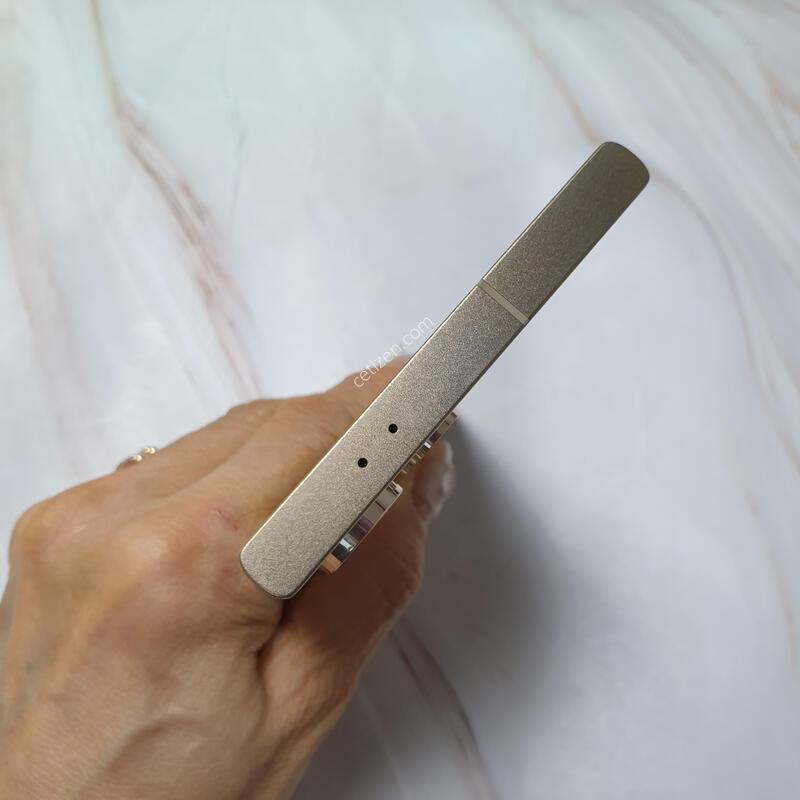 SK ������ S24��Ʈ�� ƼŸ�����ο� 256G A�� �Ǹ��մϴ�