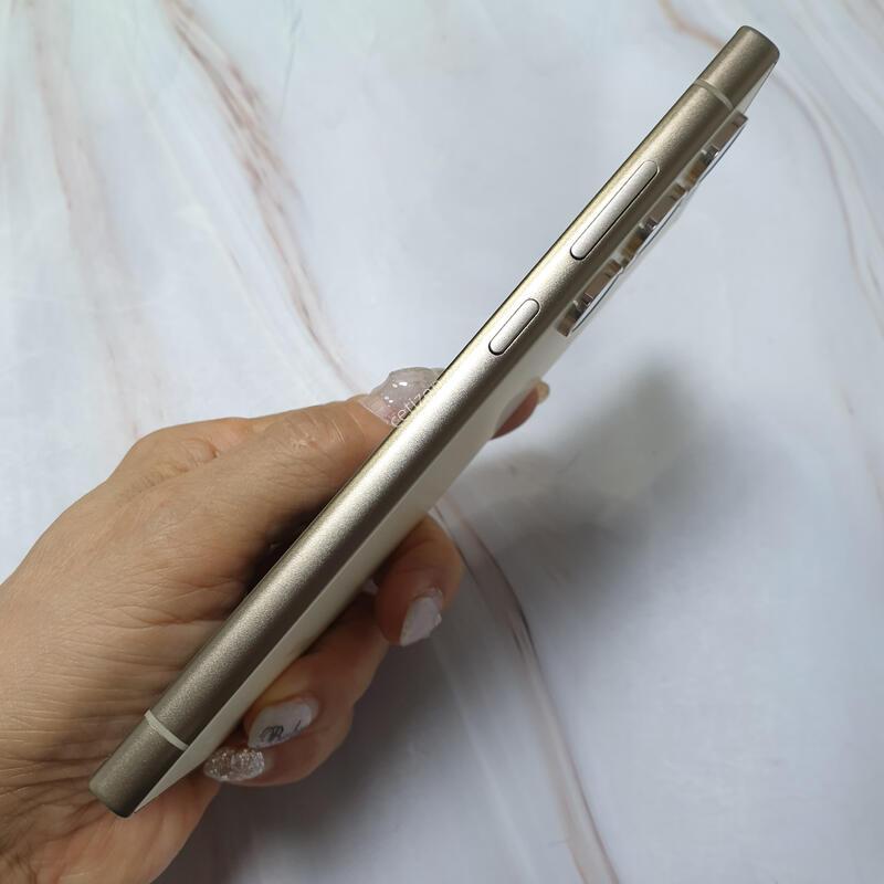SK ������ S24��Ʈ�� ƼŸ�����ο� 256G A�� �Ǹ��մϴ�