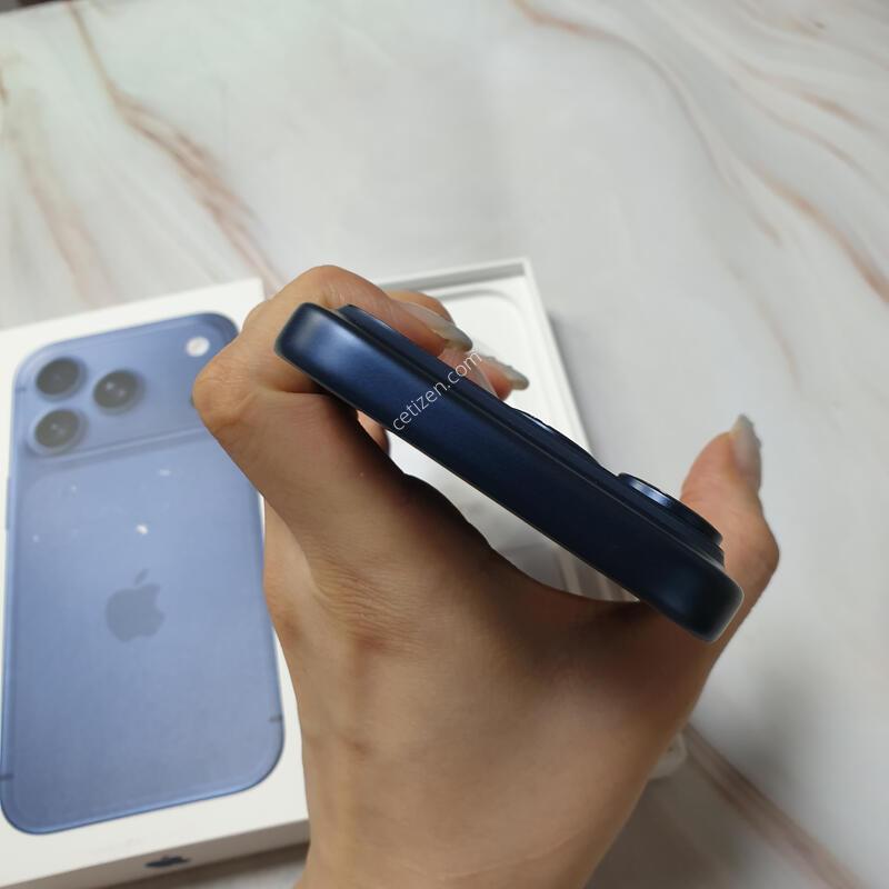 ������17���� ������ 256G ����ǰ �̻�� S�� Ǯ�ڽ� �Ǹ��մϴ�
