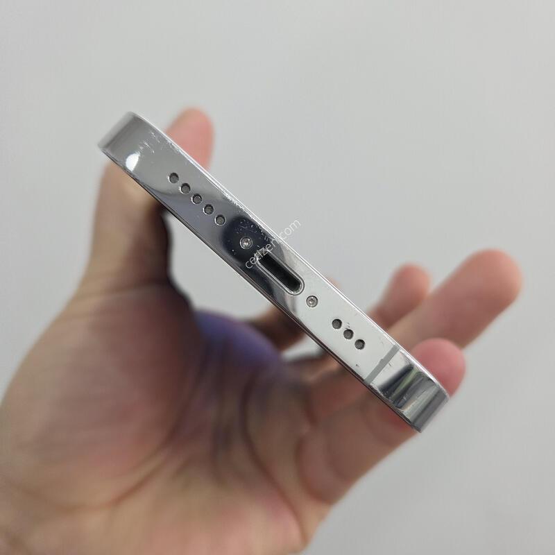 ������14���� 128GB ȭ��Ʈ