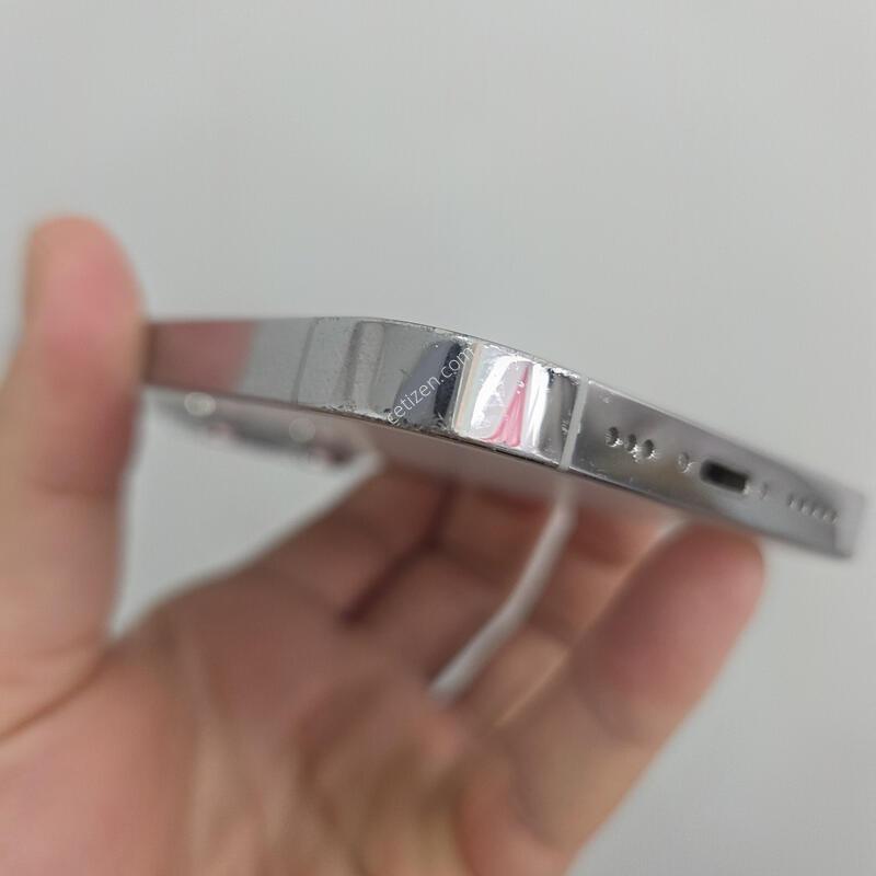 ������14���� 128GB ȭ��Ʈ