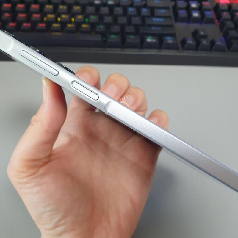 ������ ����4 / 128GB / ����Ʈ �׷���