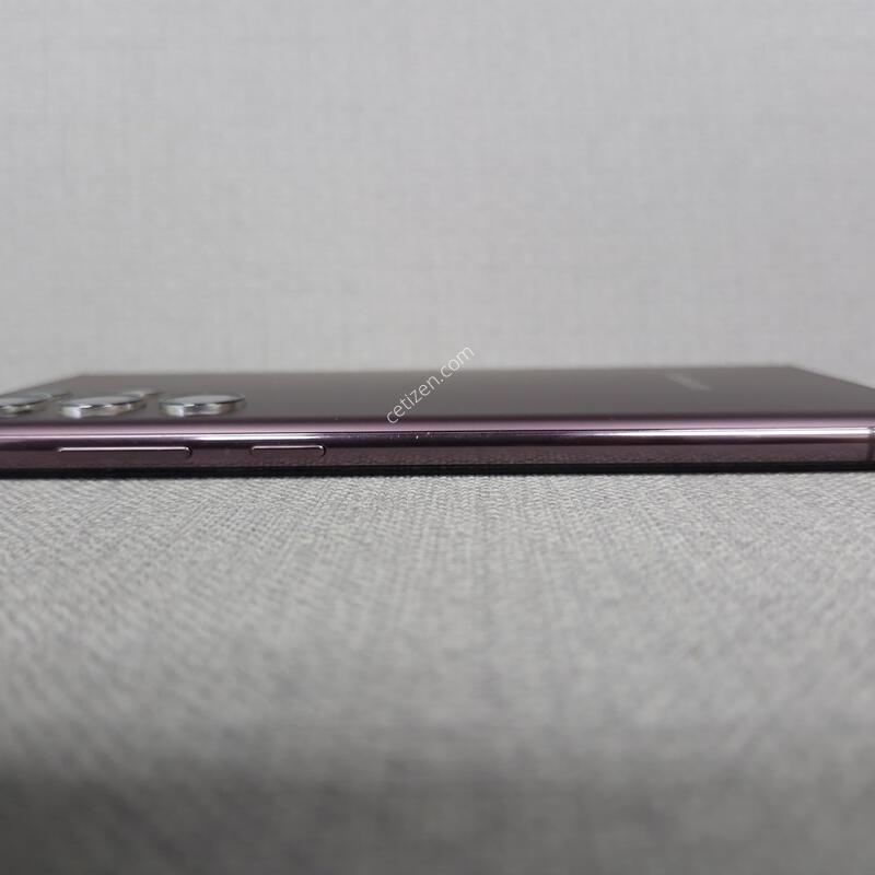 S22 ��Ʈ�� 256G �Ǹ��մϴ�