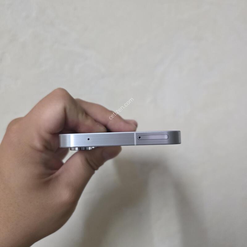 ����5
