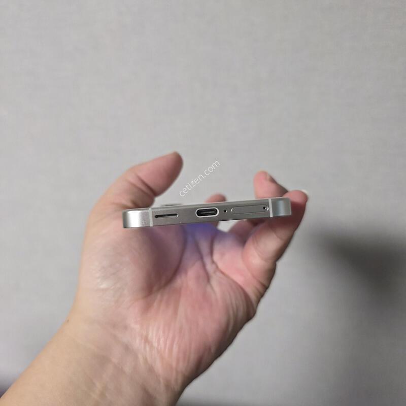 ������ S24 ���� �׷��� 256�Ⱑ SS�� �Ⱦƿ�~