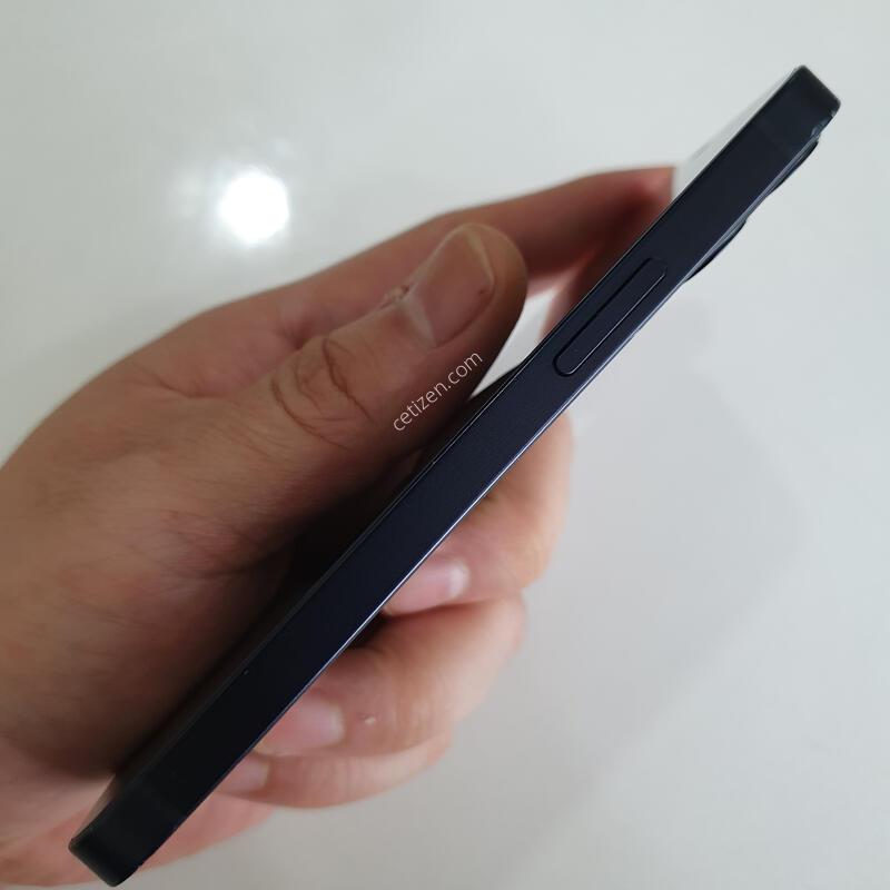������12�̴�64G ���ܻ� �������⽺ �߰��� �����