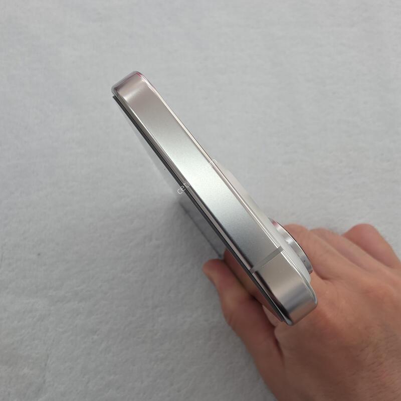 ������16���� ȭ��Ʈ 128GB ��밨�־�� �����״��