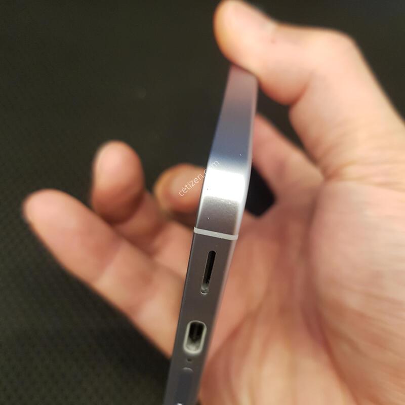 ������ S25(256GB) ���̽����� ������