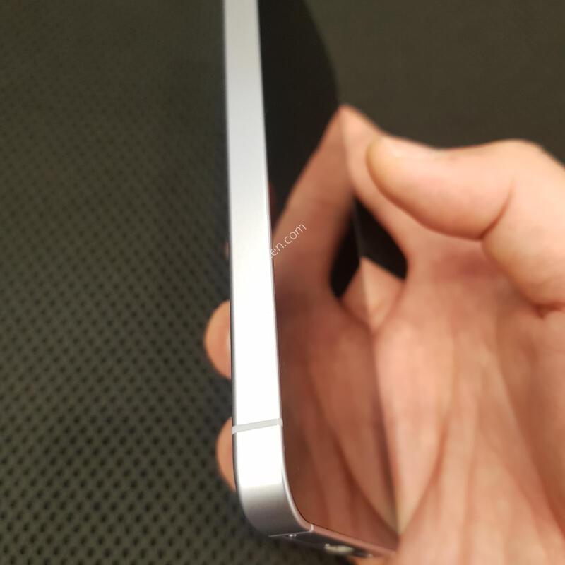 ������ S25(256GB) ���̽����� ������