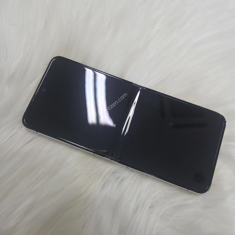 Z�ø�5 828