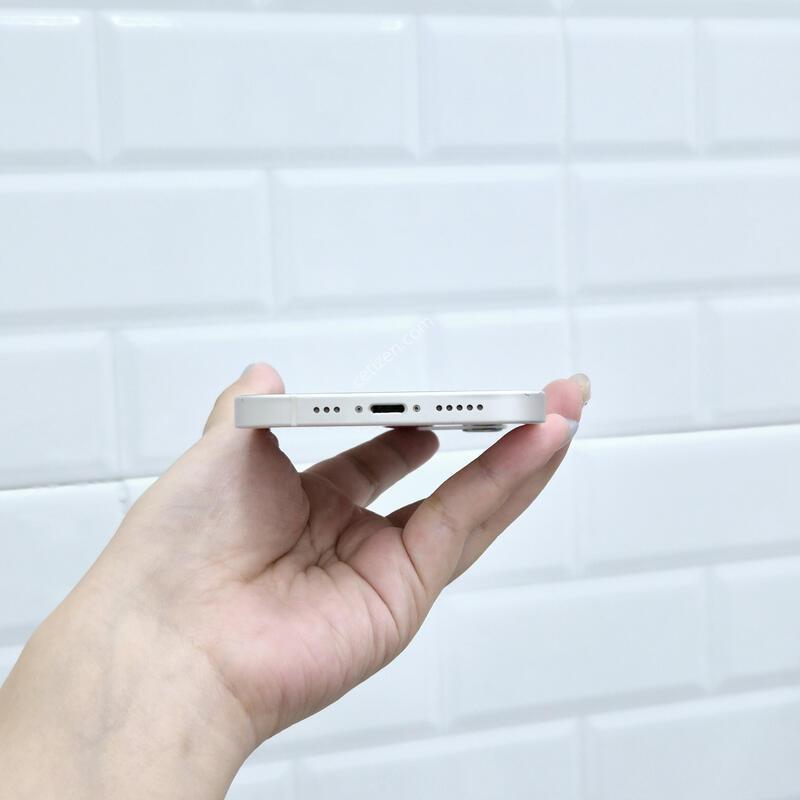 ������12 128GB ȭ��Ʈ