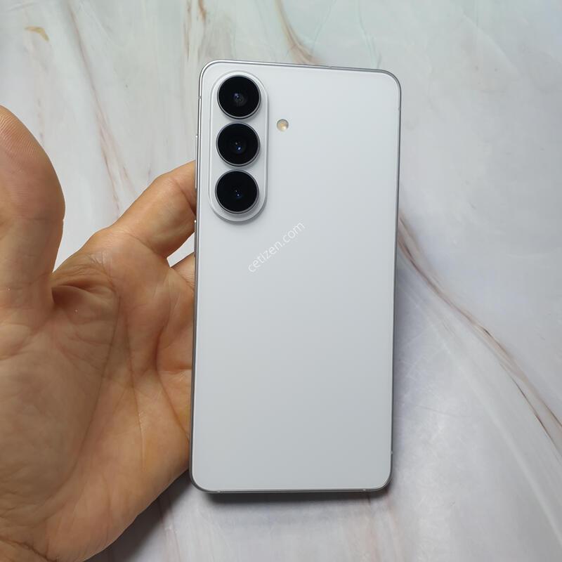 KT ������ S26 ȭ��Ʈ 256G S�� �Ǹ��մϴ�