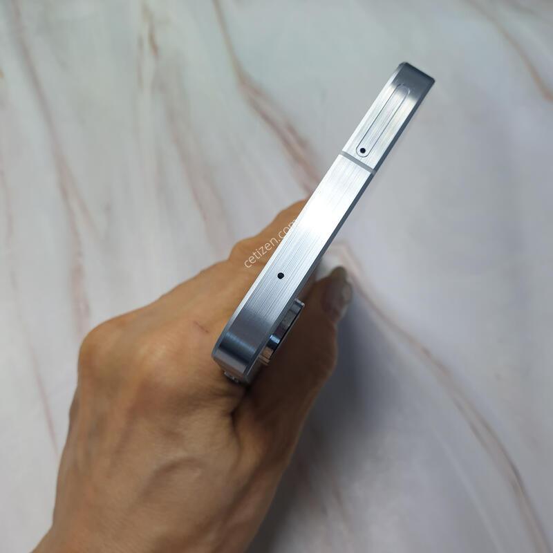 SK ������ ����5 ���̽����� 128G ������ �Ǹ��մϴ�