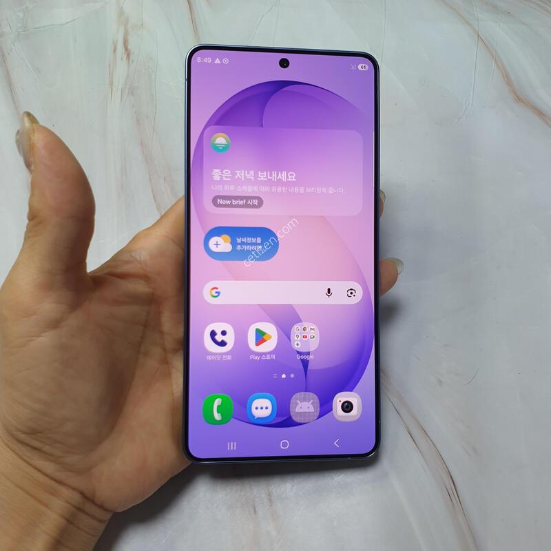 SK ������ S26��Ʈ�� ���̿÷� 256G S�� �Ǹ�