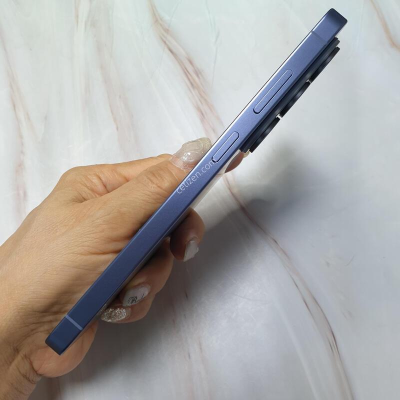SK ������ S26��Ʈ�� ���̿÷� 256G S�� �Ǹ�