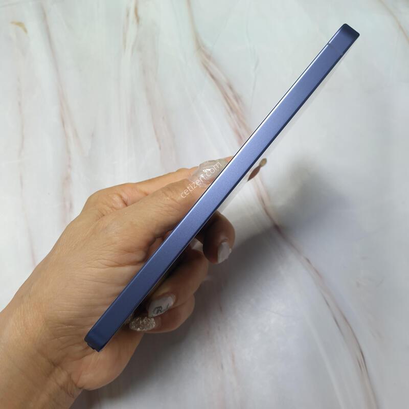 SK ������ S26��Ʈ�� ���̿÷� 256G S�� �Ǹ�