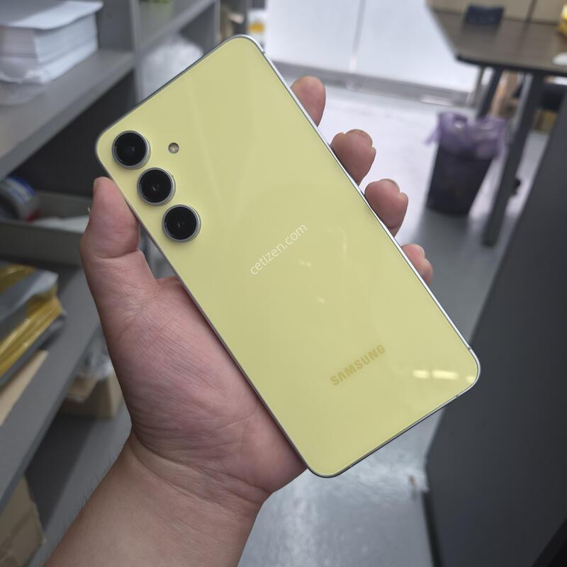 ������ S24 FE ���ο� 256G(S��/�ʸ�/���̽�)