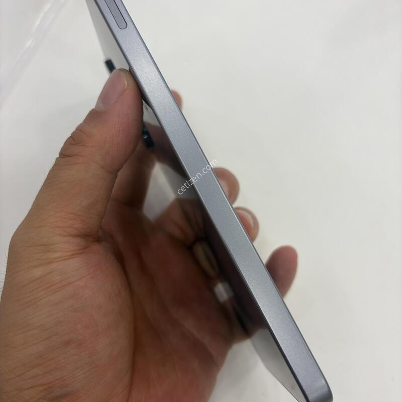 �Ｚ �����ÿ��̵�8 (SM-M166S) A+��