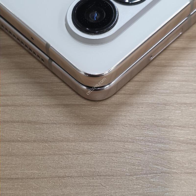 ������Z����4 256GB