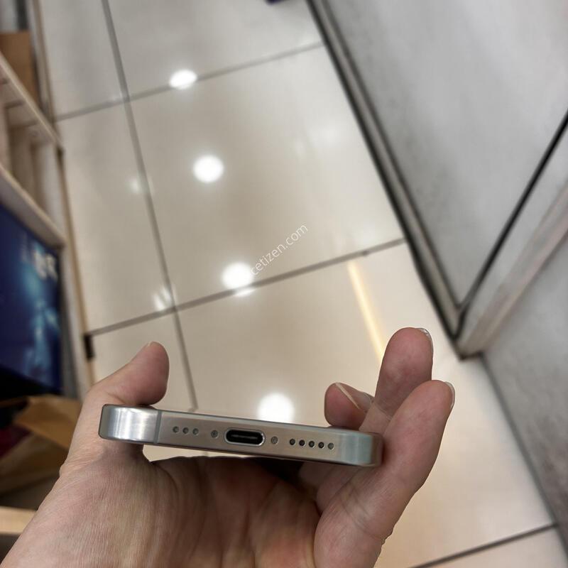 15����/128GB/���߷�ƼŸ��/A���̻�