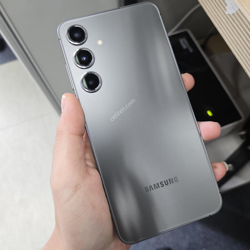 ������ S24+ ���� 256GB �����������ܻ� �����