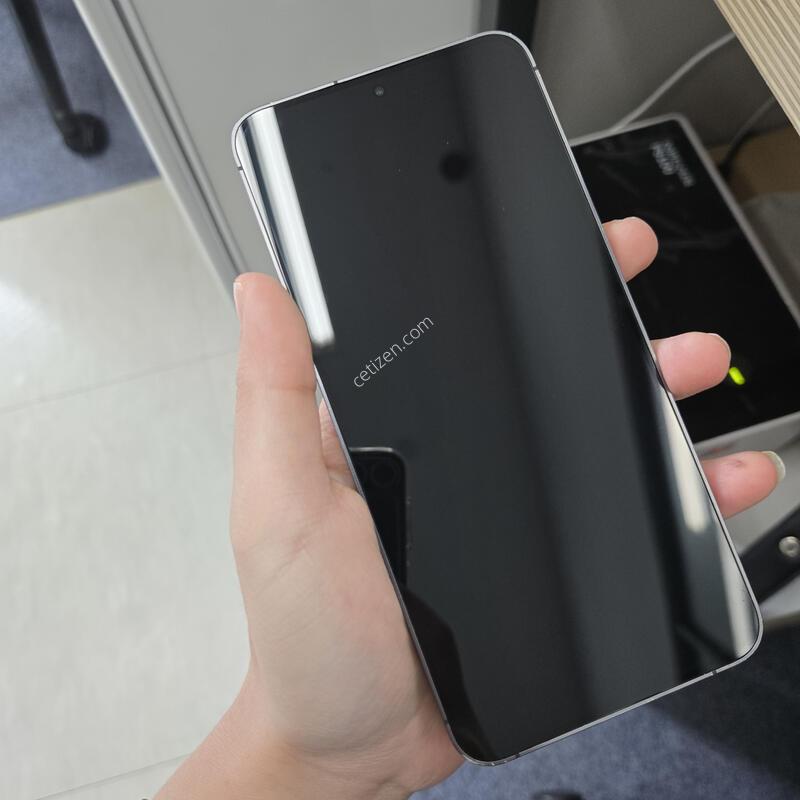 ������ S24+ ���� 256GB �����������ܻ� �����