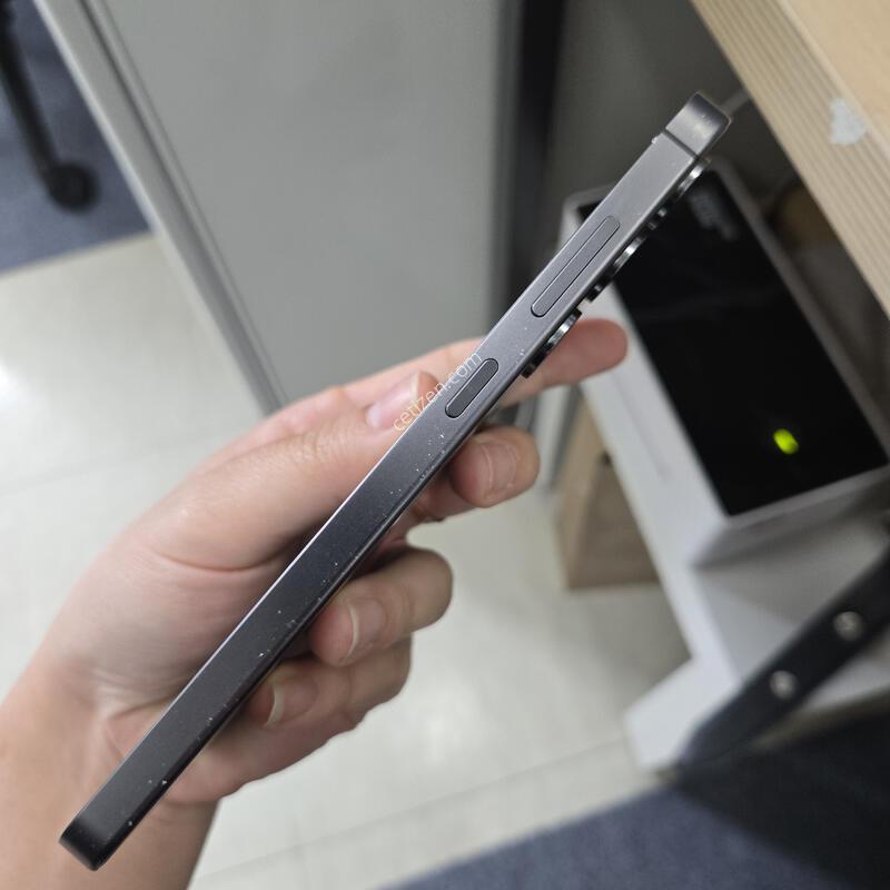 ������ S24+ ���� 256GB �����������ܻ� �����