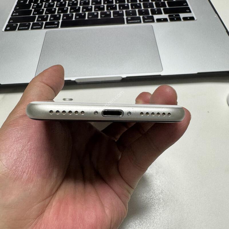 (Ǯ��/100%)������SE3 128G ��Ÿ����Ʈ �Ǹ��ؿ�.