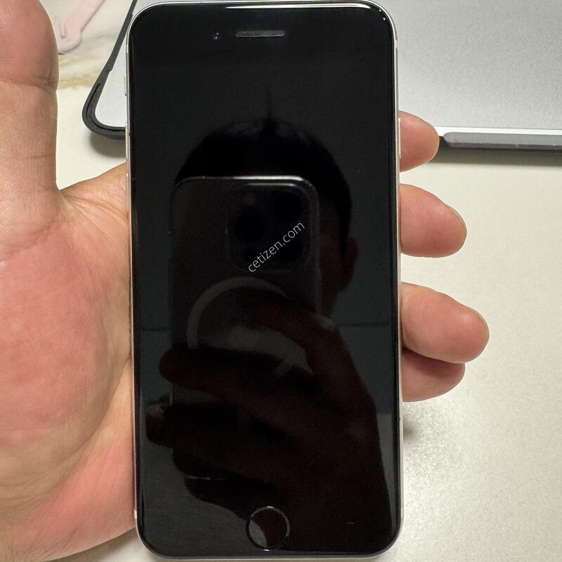 (100%)������SE3 128G ��Ÿ����Ʈ �Ǹ��ؿ�.