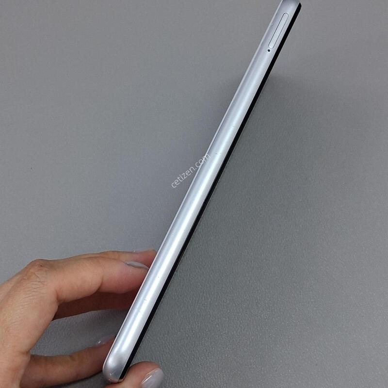 ������ ����2 128GB ȭ��Ʈ