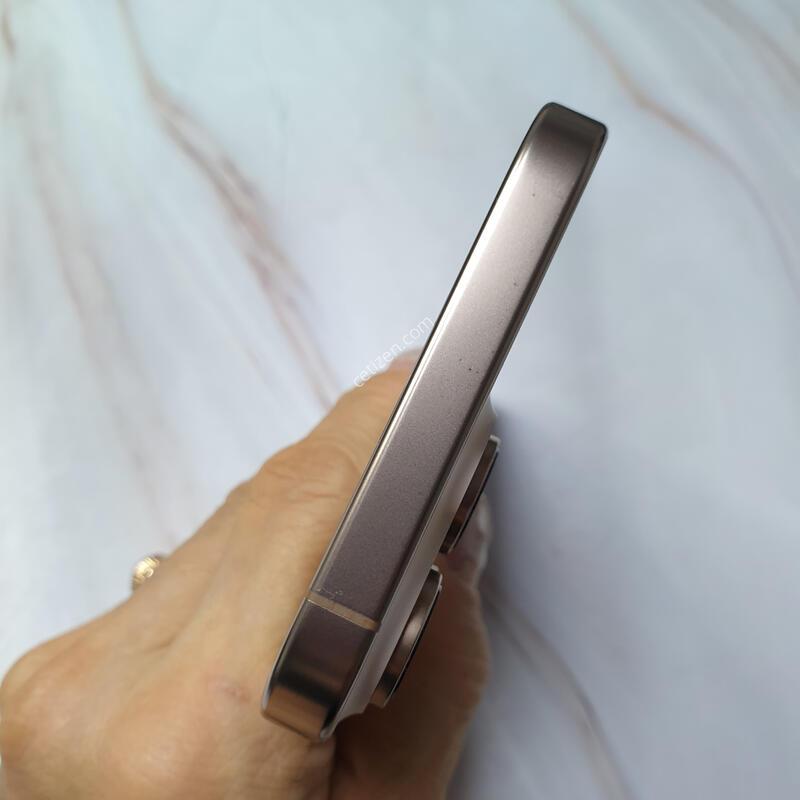 ������16���θƽ� ����ƮƼŸ�� 512G S�� �Ǹ��մϴ�