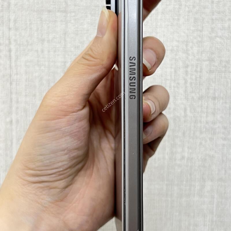 [������]������Z����7/F966/256/������/85784