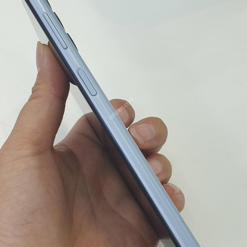 ������ ���̵�6 128G