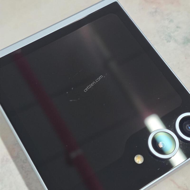 �ø�6 256GB ���� �ڱ���
