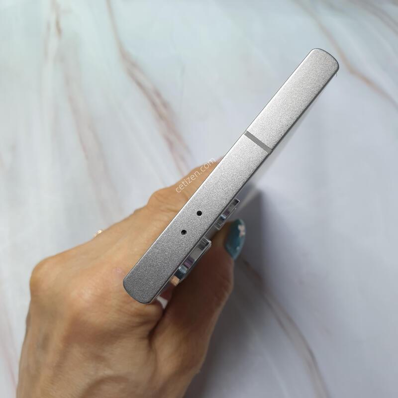 LG ������ S24��Ʈ�� ƼŸ���׷��� 256G S�� �Ǹ��մϴ�