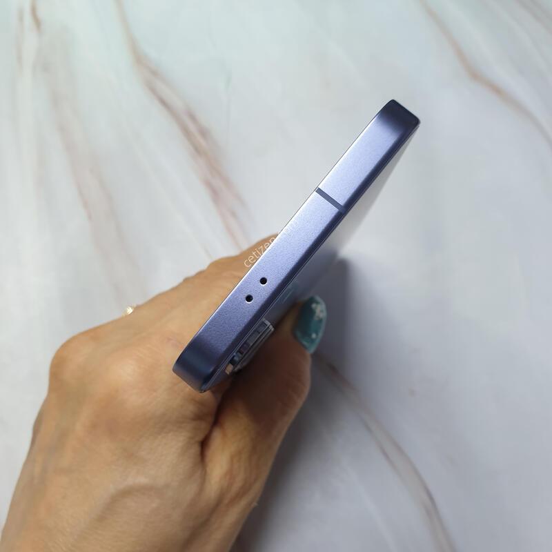 LG ������ S24 ���̿÷� 256G A�� �Ǹ��մϴ�