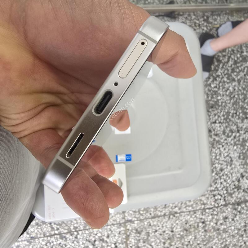 SK S24 (S921) 256G ���ο���� ����� �˴ϴ�