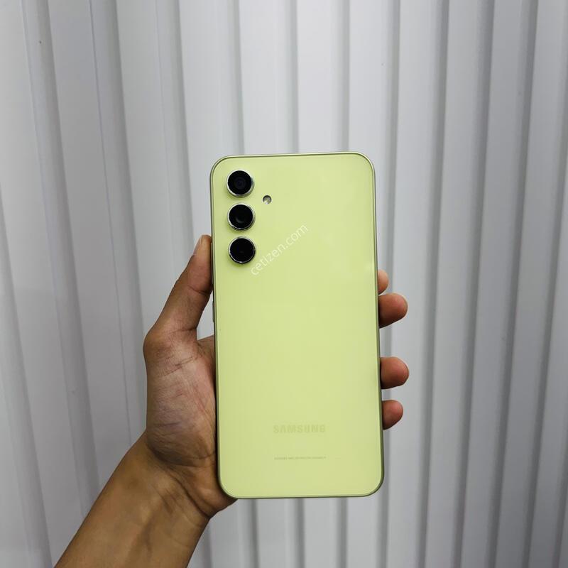 ����������4 ���� 128GB