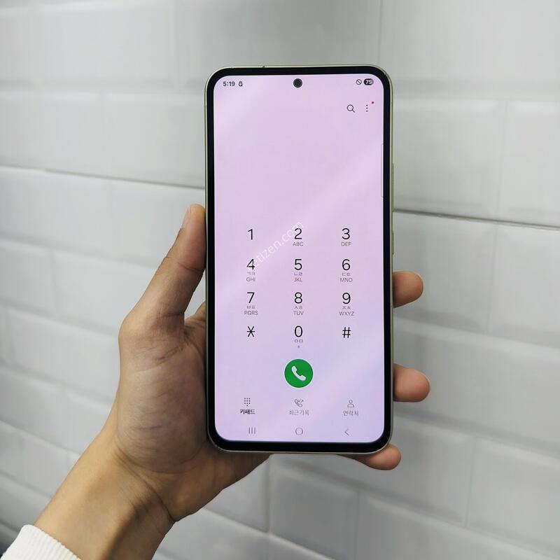 ����������4 ���� 128GB