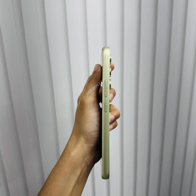 ����������4 ���� 128GB