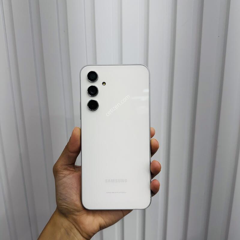 ����������4 ȭ��Ʈ 128GB