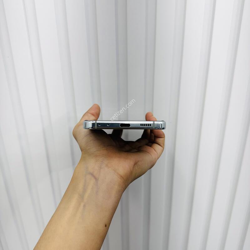 ������ Z Flip5 �׸� 256GB